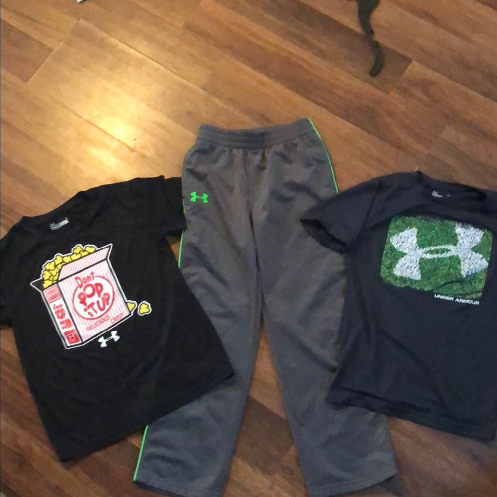 Under Armour boys size 7